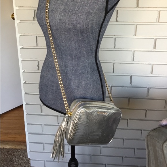 NWOT Victoria Secret Crossbody Bag - Picture 3 of 5